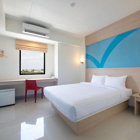 Hop Inn Phitsanulok Exterior foto