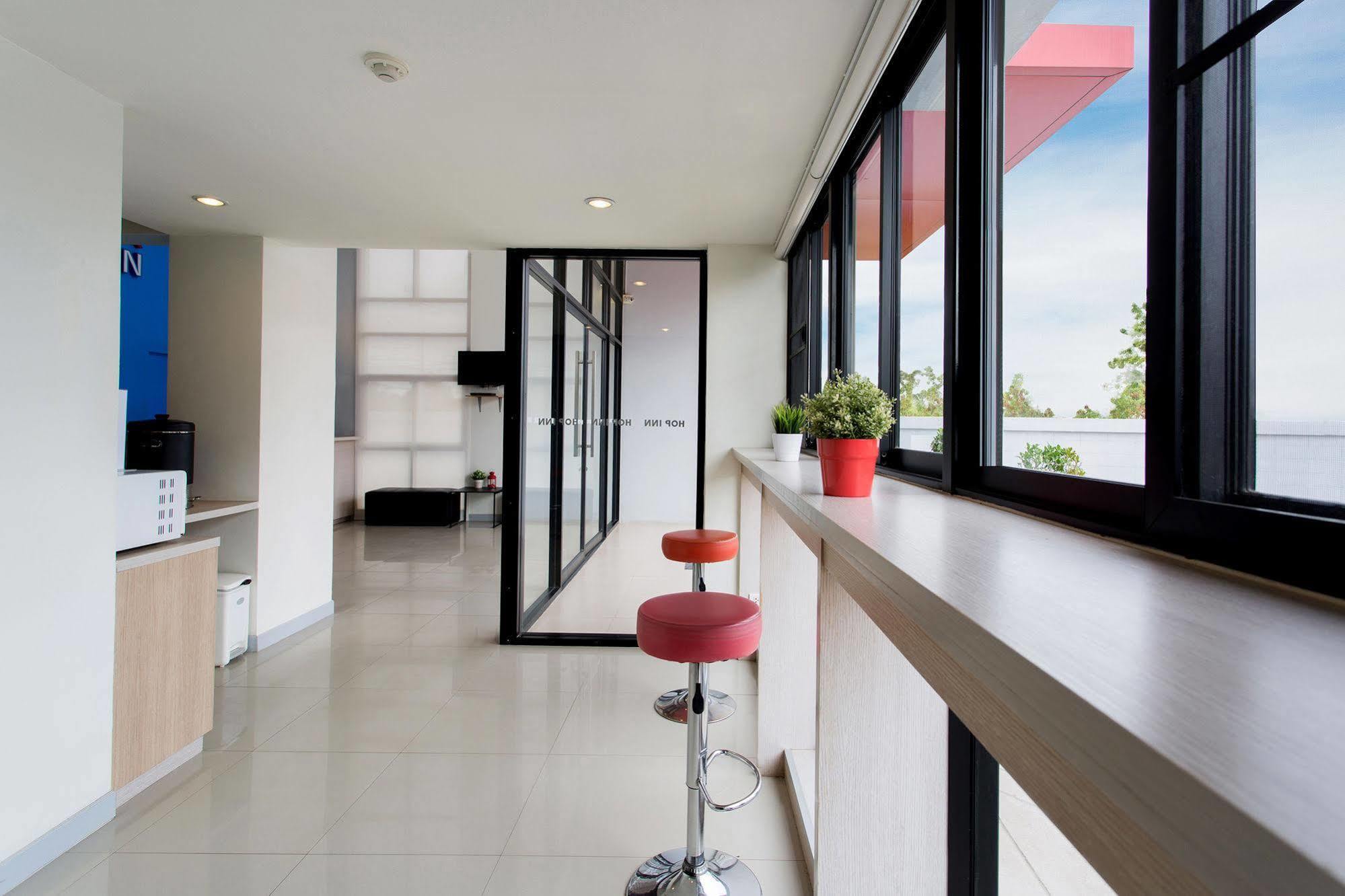 Hop Inn Phitsanulok Exterior foto
